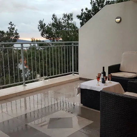 Petrovic K.Sucurac Apartment Kastela Exterior photo
