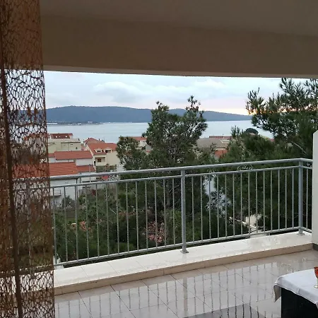 Petrovic K.Sucurac Apartment Kastela Exterior photo